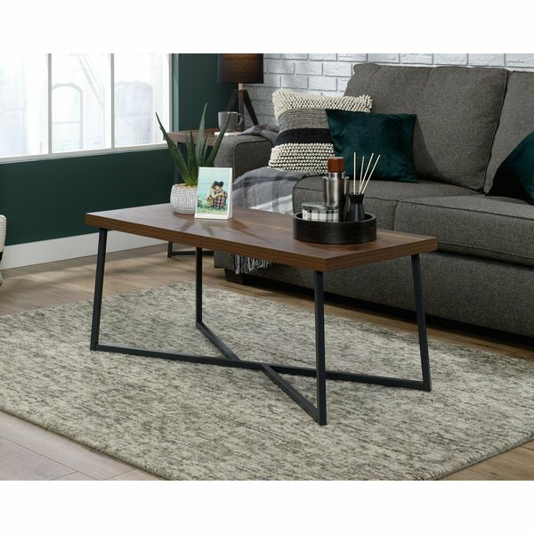 Sauder Canton Lane Coffee Table 3a , Strong and lightweight 1 1/2 in. panel construction 425306